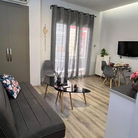 Sweet & Modern Flat At The Center Of Athens Apartment ภายนอก รูปภาพ